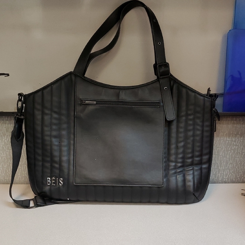BEIS Black Quilted Travel Tote with Adjustable Strap - Picture 2 of 10